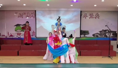 榉韵传承润童心 欢天“戏”地迎新年