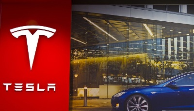 特斯拉保费暴增80%，到底发生了什么？