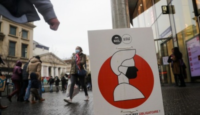 世卫官员：更多证据表明奥密克戎毒株引发症状较轻