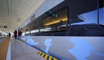 冬奥专列上的中国味道  青岛啤酒飘香冰雪高铁