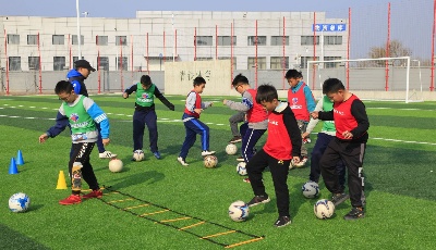 “轨道上的运动公园”全新亮相！青铁体育·乔伦运动公园打造生活新场景