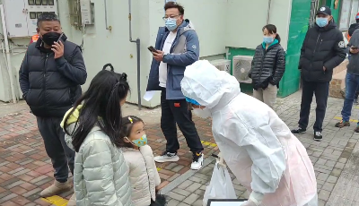 【市南有我 青島加油】市南檢測點的小可愛們帶來的暖心瞬間