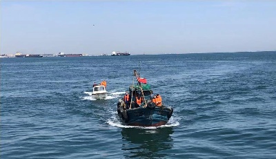 青島漁政舉行海洋漁船新冠肺炎疫情防控應(yīng)急實(shí)戰(zhàn)演練  