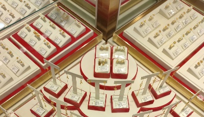 这届年轻人，为何走上“淘金”路？