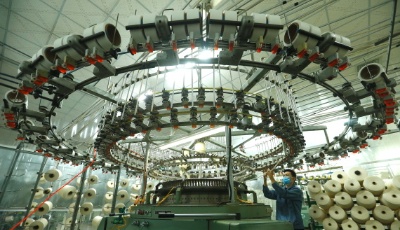 多举措积极出手 上市公司提振信心  