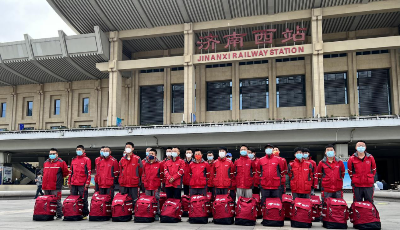 山东快递小哥奔赴上海，助力战疫一线