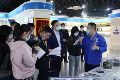 “走基层 话税收 问发展”  青岛税务开展第四届媒体记者走基层活动