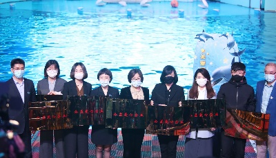 踐行公益 青島市殘疾人聯(lián)合會(huì)向7大景區(qū)授予“孤獨(dú)癥愛心企業(yè)”稱號(hào)