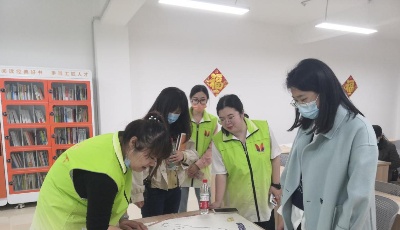 青岛市北区推进社工站建设 让“微服务”从点滴做起