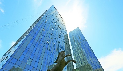 做细做实“新市民”金融服务，青岛农商银行推出《助力新市民金融服务指南》