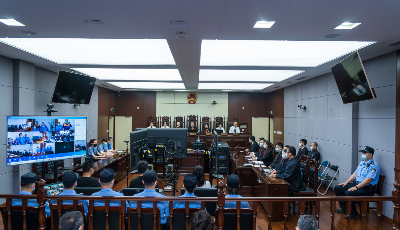 青岛法院对3起56人黑恶势力犯罪案件集中公开宣判