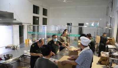 青岛“军”字号“外卖”24小时不打烊 30分钟为数百名官兵送去“六菜一汤”