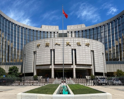 上半年我国人民币贷款增加13.68万亿元
