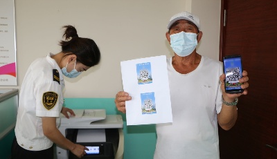 贴心办实事 温馨巴士这处场站可免费打印纸质版“静态码”