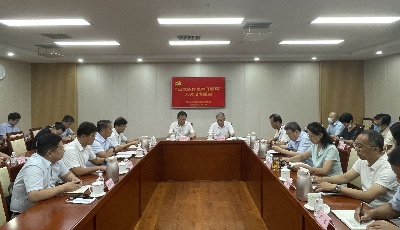 作风能力提升年丨青岛市人力资源社会保障局召开“当龙头作表率开新局” 大讨论专题会