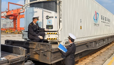 前三季度上合示范区到发中欧班列增长超四成