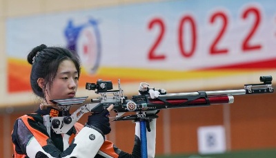 射击世锦赛 | 黄雨婷女子10米气步枪摘银 中国队收获两个奥运席位