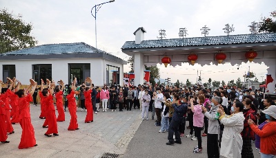 2022青島市首屆“沉浸式”鄉(xiāng)村村晚舉行