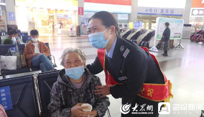 二十大代表在基层丨李文：全心全意为旅客服务 把党的“好声音”宣传在路上