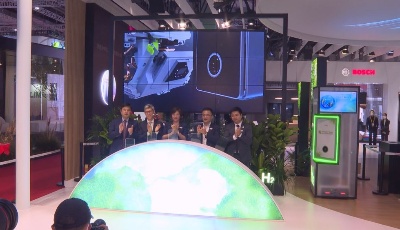 进博五年春满园