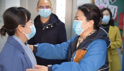 歡迎回家！青大附中被隔離師生重返校園溫暖團(tuán)聚