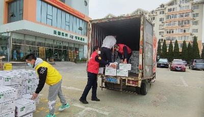“暖行”志愿者助力市南防疫物資發(fā)放，筑牢養(yǎng)老機(jī)構(gòu)防控線 