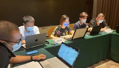 上厕所擦肩而过、仅隔80秒先后路过，都被感染！多地已发现——