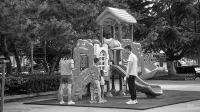 三部门联合发文推进城市儿童友好空间建设，强调安全、便捷、舒适、包容 