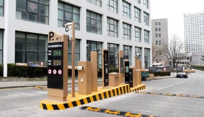 一屏观全园，一网管全园！智慧停车搭起园区“数字底座”