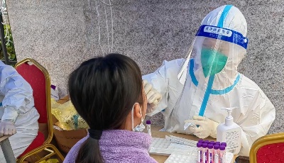 专家解读：为何此时回归“乙类乙管”？新冠肺炎更名意味着什么？