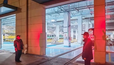 新春走基层丨“地铁医生”的无声守候