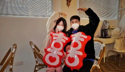 百年古堡见证“百年好合”，满足新人领证仪式感