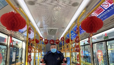 新年“我”在岗 城运人的“朋友圈”让人钦佩