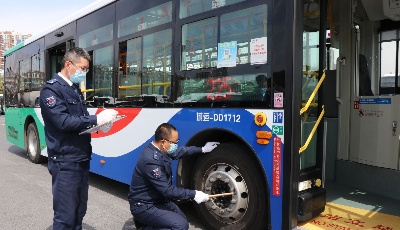 青岛公交强化安全意识 迎接日益复苏大客流