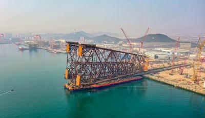 刷新纪录！陆丰12-3平台深水导管架在青岛建造完工装船