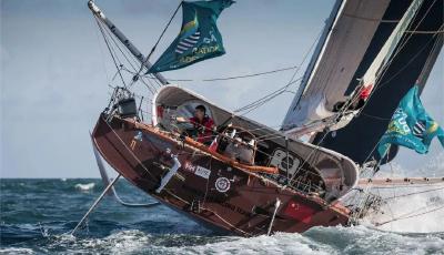 青岛“独臂船长”徐京坤扬帆逐梦 挑战“航海界的珠穆朗玛峰”