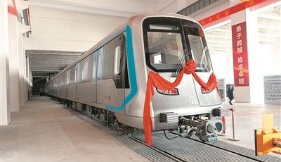 青岛迎来“最聪明"的地铁列车！国内地铁首辆最智能TACS系统列车亮相