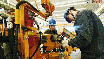 【央视快评】依靠劳动创造扎实推进中国式现代化