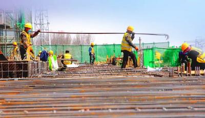 海报 | 致敬每一位为梦想奋斗的劳动者