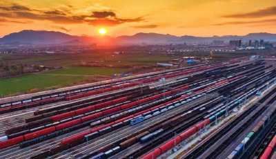 全国铁路7月1日起实行新的列车运行图