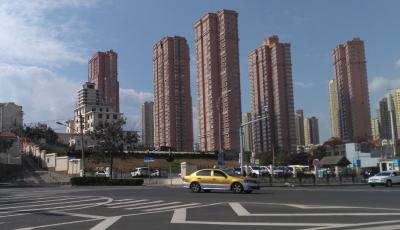 住房城乡建设部：上半年全国新开工改造城镇老旧小区4.26万个