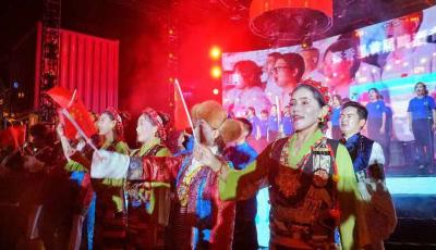 西藏文化交流专场在青岛海誓山盟广场举行