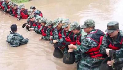 时政微观察｜众志成城 守望相助  