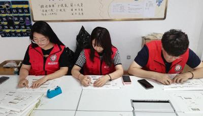 一個(gè)電話“搖”來(lái)40個(gè)幫手！地鐵志愿者，又“上分”啦