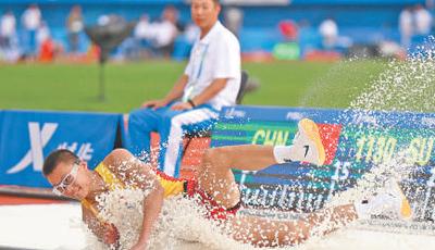 成都大运会赛程过半，中国代表团暂列奖牌榜榜首