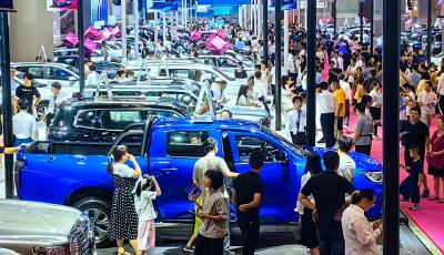 现场 | 挤爆了！青岛秋季国际车展迎客流高峰