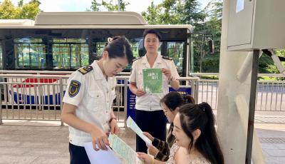 多舉措鼓勵(lì)市民綠色出行 青島溫馨巴士開展“綠色出行宣傳月”活動(dòng)
