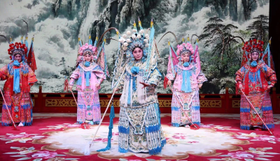 “山东省第六届农民戏剧展演月”青岛京韵小剧场唱响揭幕大戏