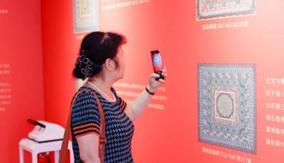 展出200余幅壁畫 “遇見敦煌 光影藝術(shù)展”在青島引熱烈反響