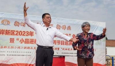 莊戶劇團(tuán)演好戲 農(nóng)民登臺(tái)唱主角